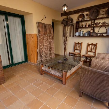 Affittacamere Casa De Nohales Esterno foto